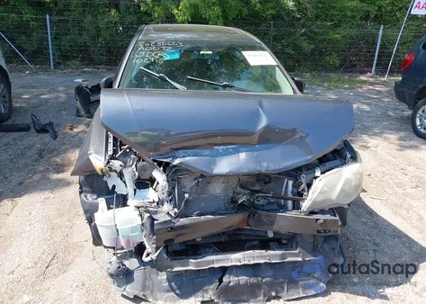 2012 Toyota Camry Se z USA, uszkodzony, nr VIN 4T1BF1FKXCU102775